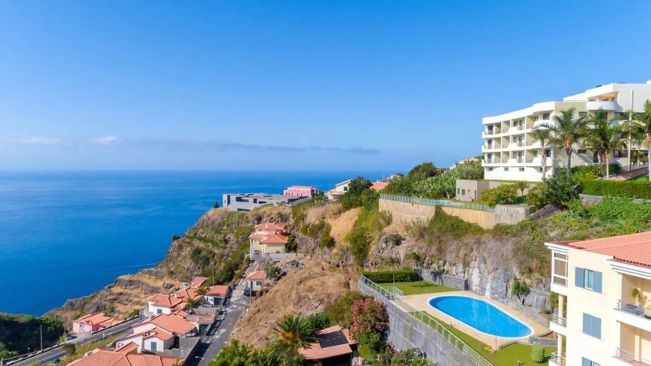 Zeza'S Apartament Calheta
