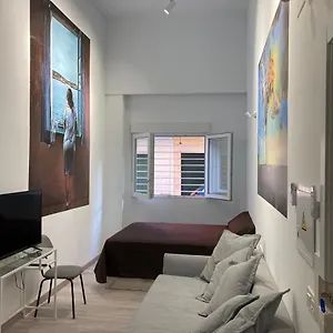 https://golondrinas-de-malaga.1costadelsol.com