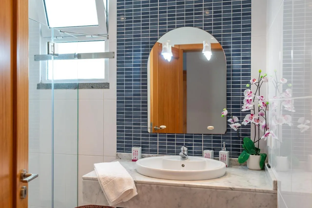 아파트 Zeza'S Apartament 칼례타 포르투갈